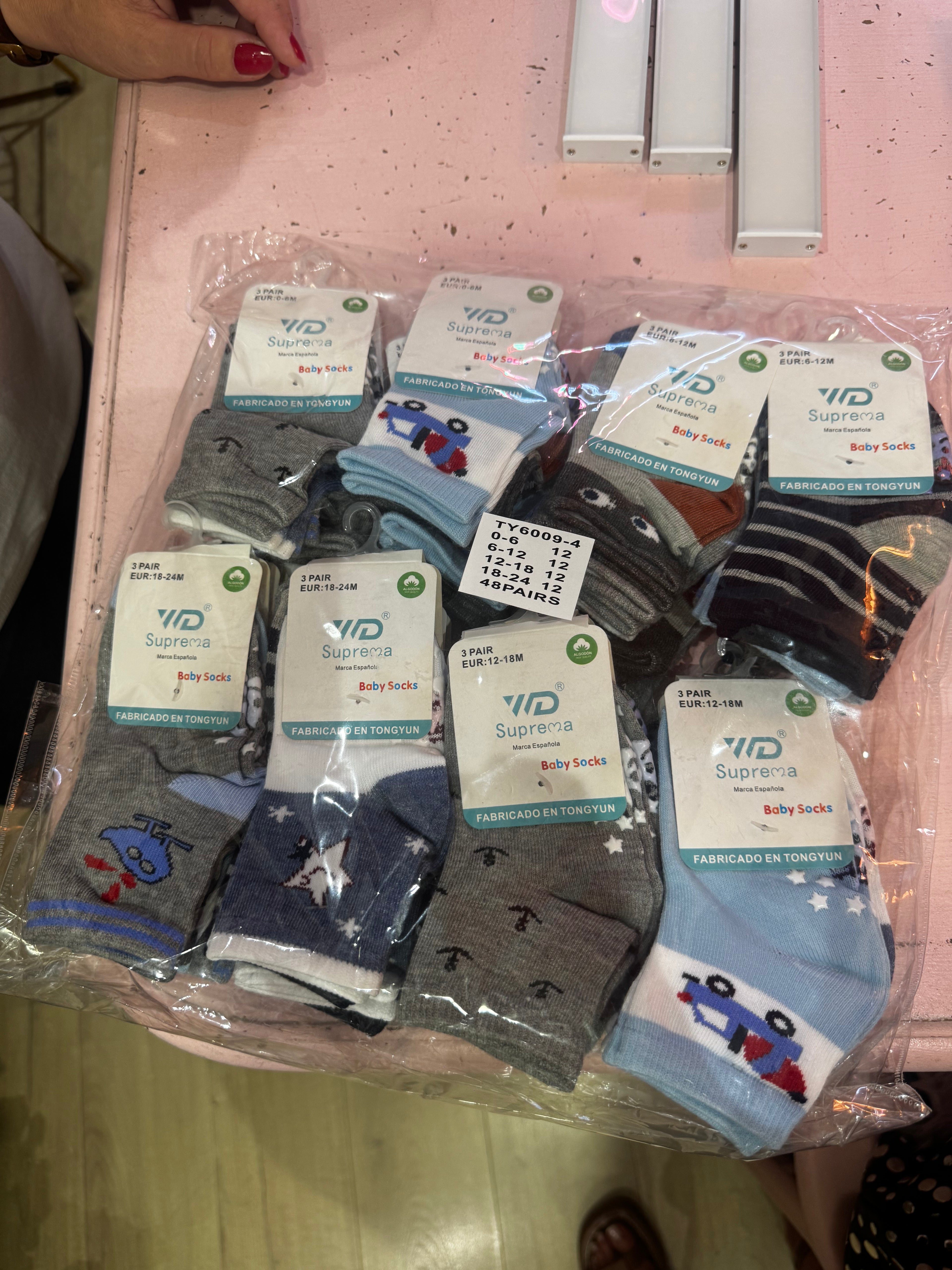 Lot chaussettes 60094