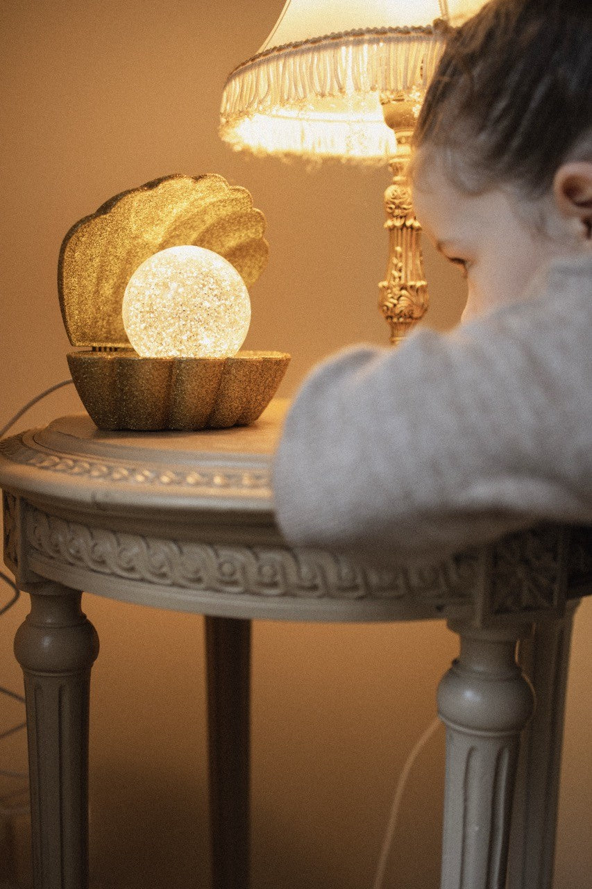 Lampe coquillage glitter doré