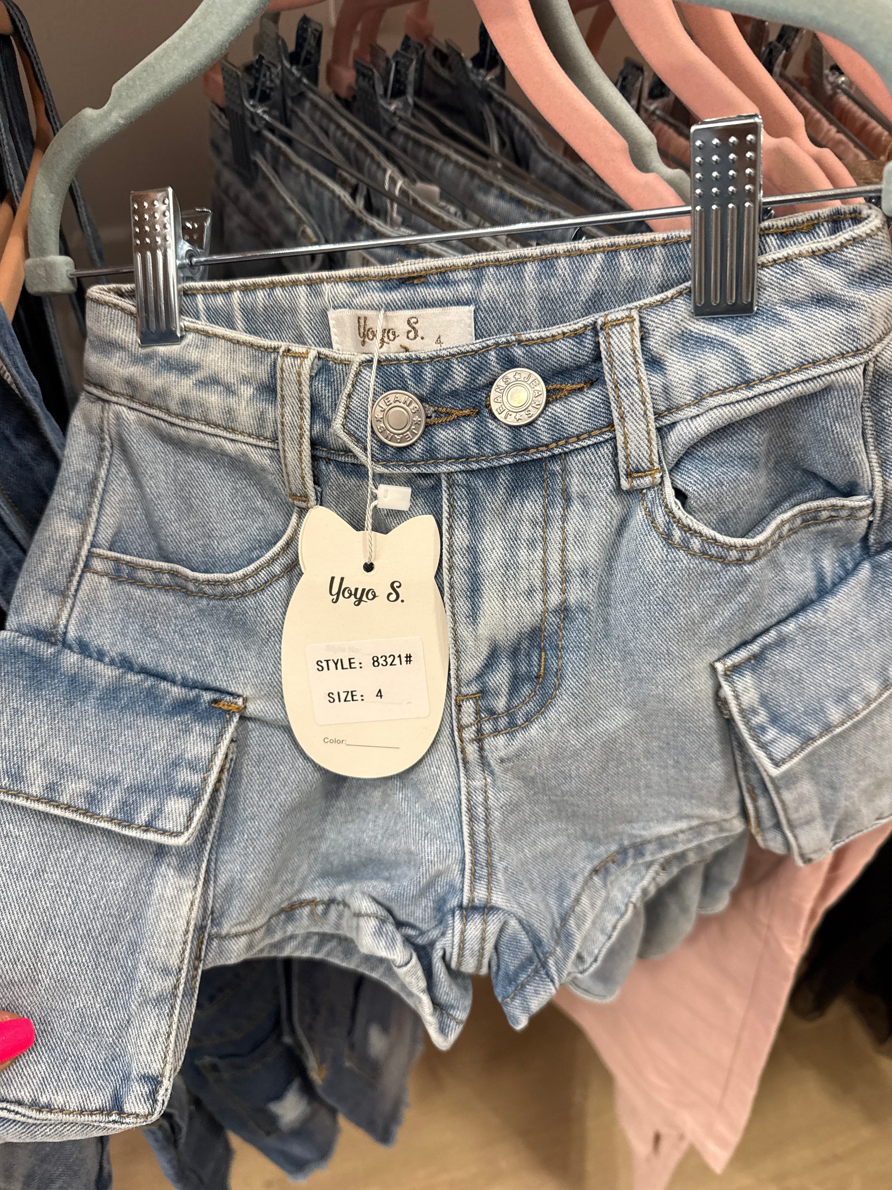 Short 8321